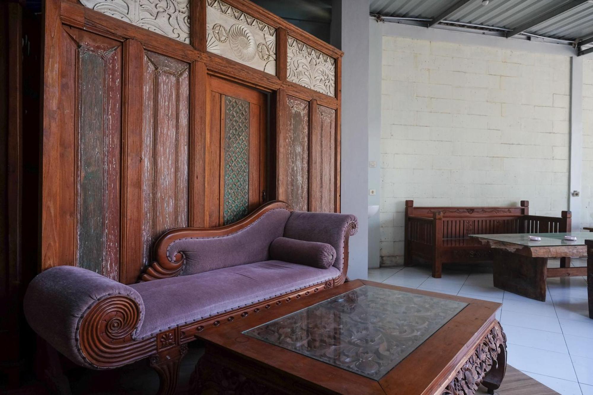 Reddoorz Syariah Near Pakuwon Mall Jogja Kejayan Exterior photo